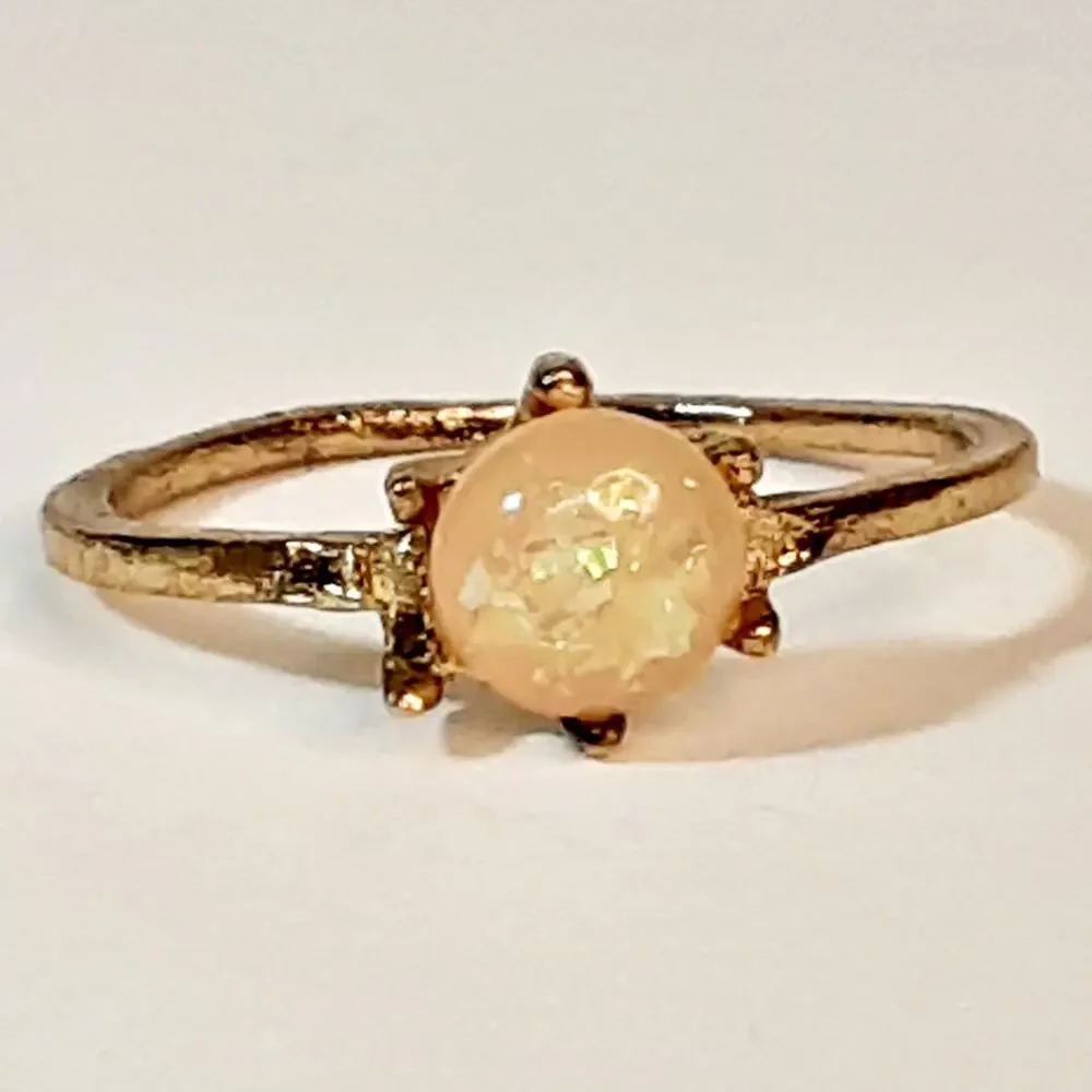 Delicate Opalesque Solitary Stone Prong Ring Gold Tone Band Size 7.10